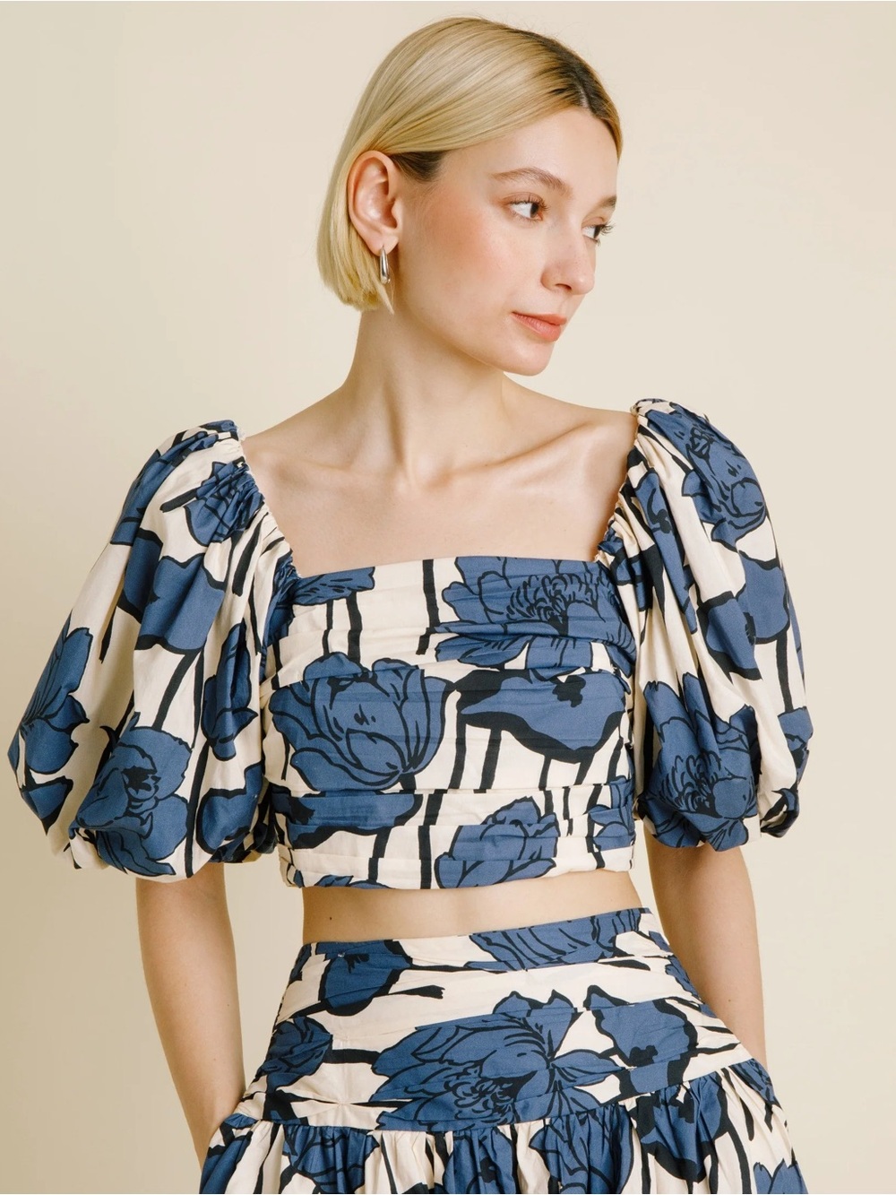 AUREUM Designer Blue Floral Puff Sleeve Crop Top Luxe Ruched Stretch Small